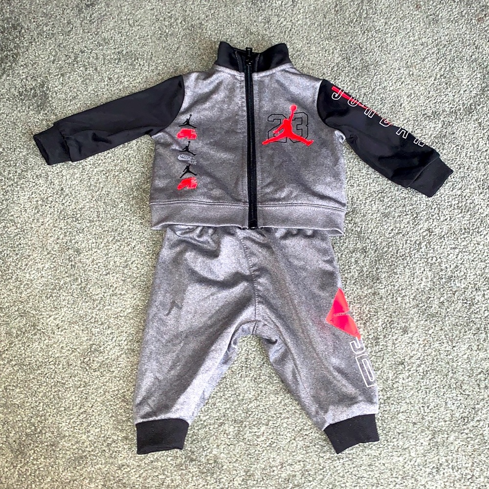Baby Air Jordan 2 Piece Set